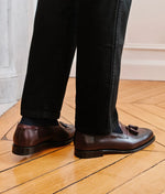 Load image into Gallery viewer, MOCASSINS ÉLÉGANTS À POMPONS
